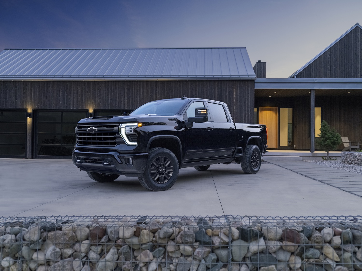Chevy 2025 Silverado Z71 Rachel Chapman