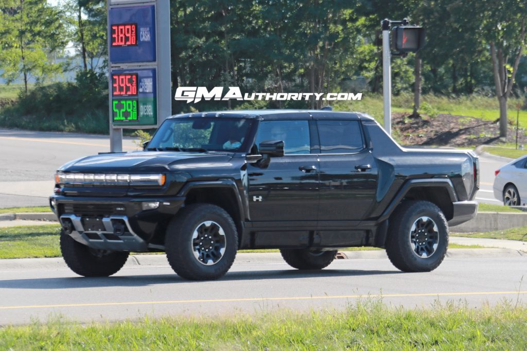 2024 GMC Hummer EV Pickup in either 2X or 3X form. Not super sure which it is.