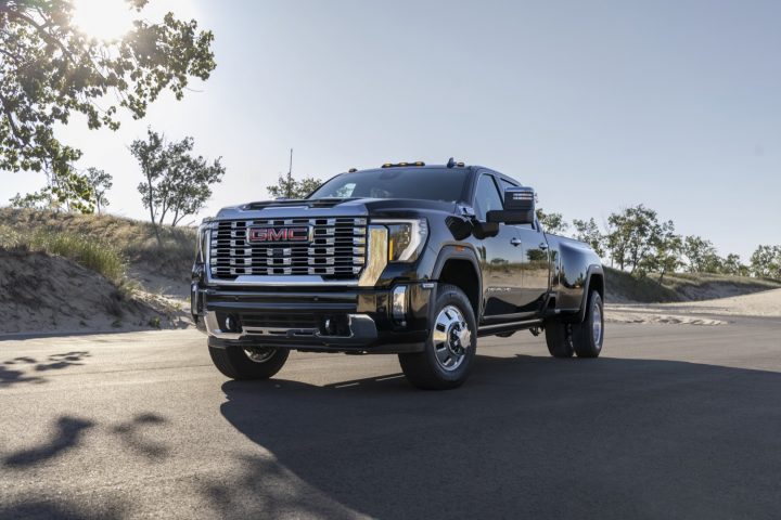 GMC Running At More Than 70 Days Supply In December 2022   2024 GMC Sierra HD Denali DRW Dually Press Photos Exterior 003 Front Three Quarters 720x480 