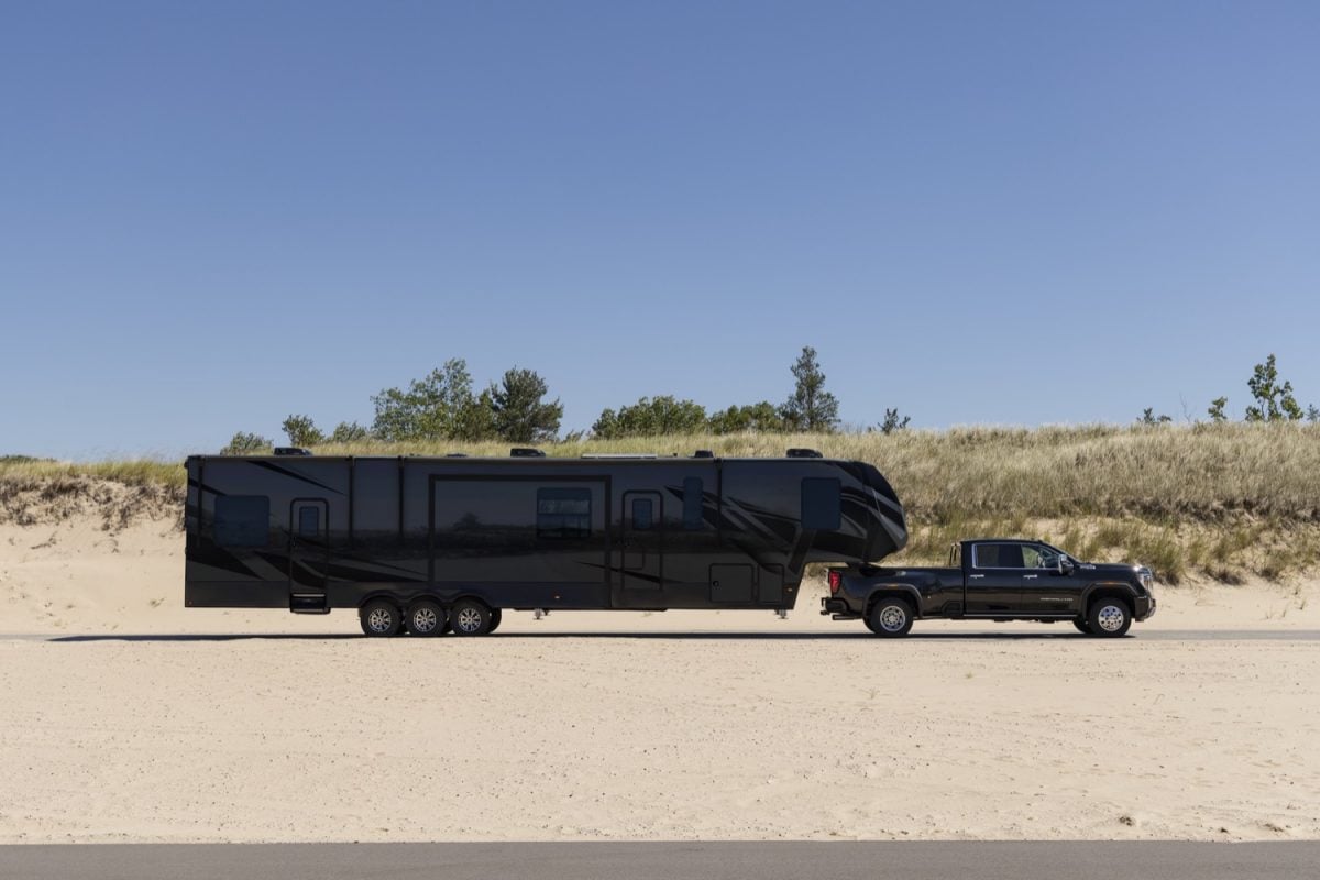 Here Are The 2025 GMC Sierra HD Towing Capacities