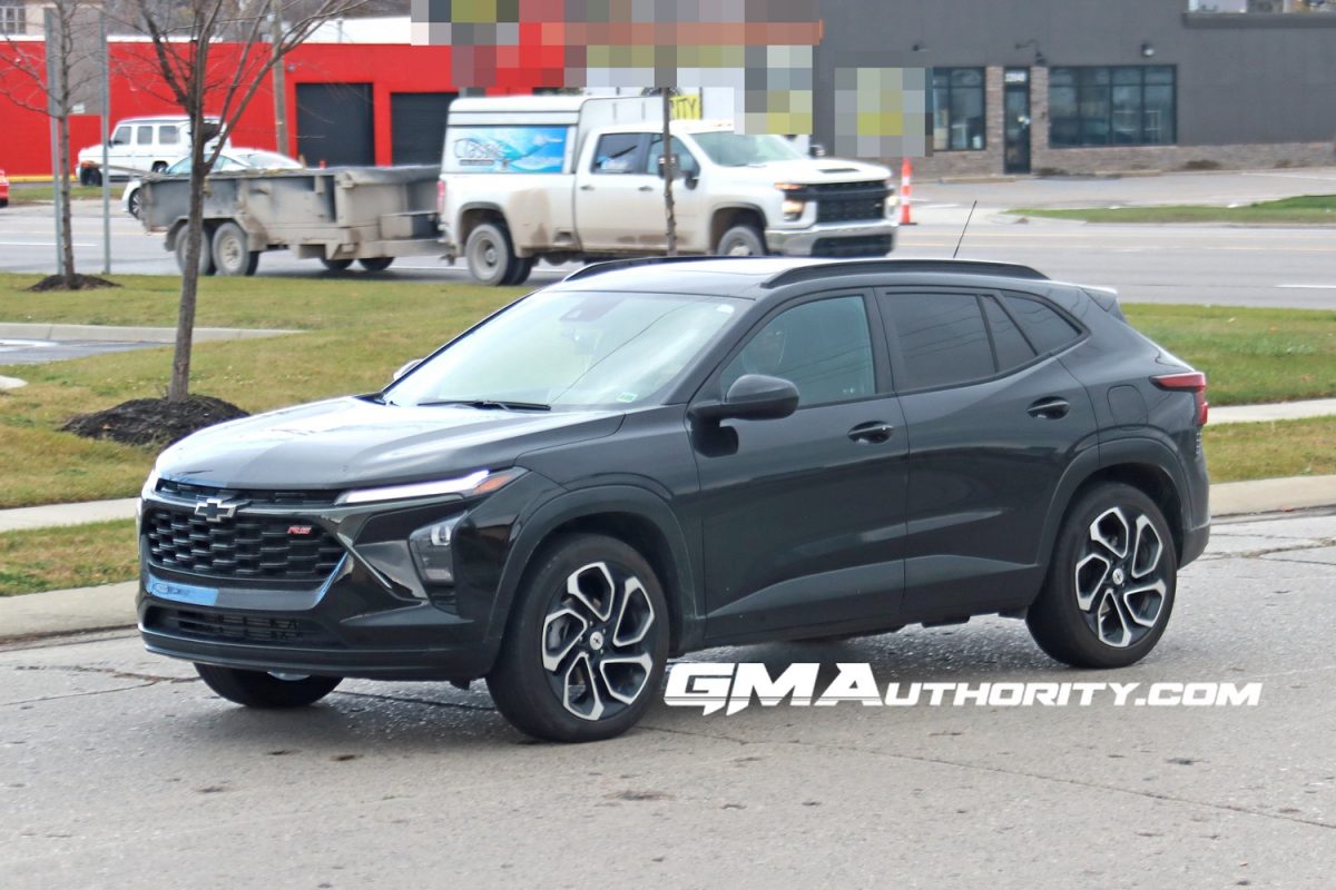 2024 Chevy Trax 2RS In Black Live Photo Gallery