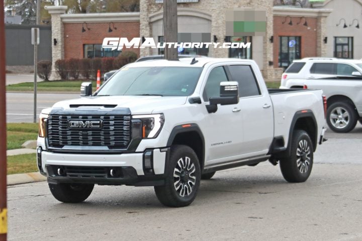 The 2025 GMC Sierra HD is no longer available in White Frost Tricoat.