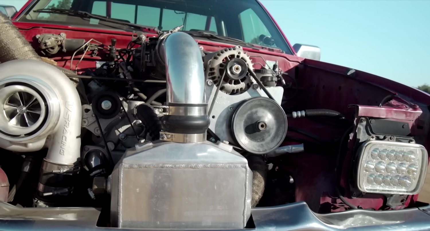 1,000-HP Cadillac CTS-V Drag Races LS-Swapped Nissan: Video