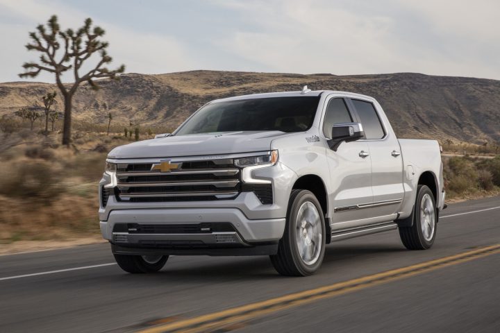 SVE Reveals Yenko Chevy Silverado With 800 HP | GM Authority