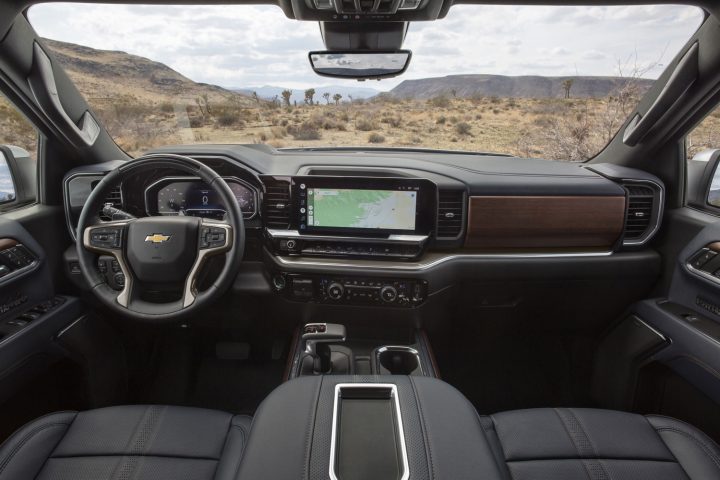 2022 Chevrolet Silverado 1500 High Country Interior