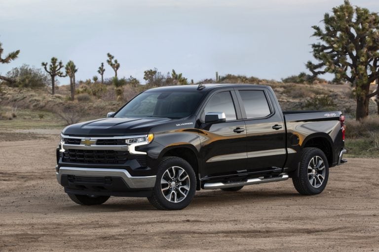 GM Pausing Fort Wayne Chevy Silverado, GMC Sierra Production