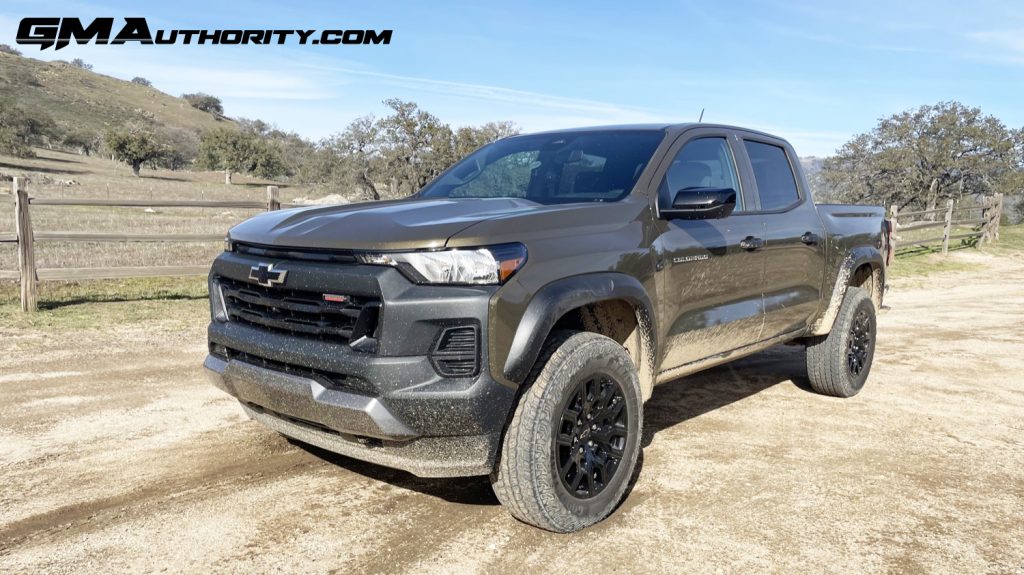 A front three quarter view of the 2023 Chevrolet Colorado Trail Boss in Harvest Bronze Metallic.
