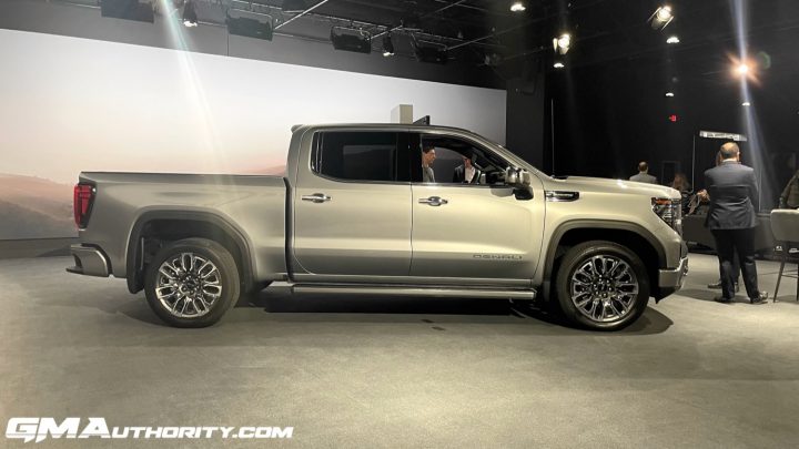 Side profile of 2023 GMC Sierra 1500 Denali Ultimate.