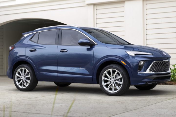 Buick Encore GX Avenir front three quarter angle.