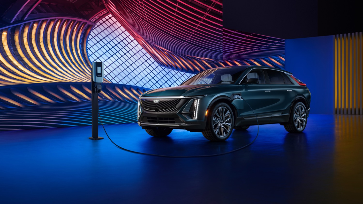 GM (NYSE:GM) Keeps Its Rise Going With New Electric Cadillac