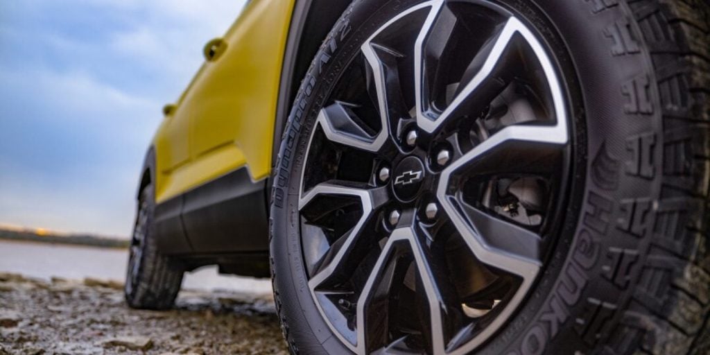 Wheel detail of the 2024 Chevy Trailblazer.