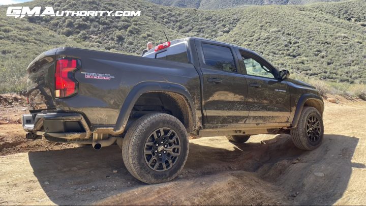 Side view of the 2024 Chevy Colorado Trail Boss.