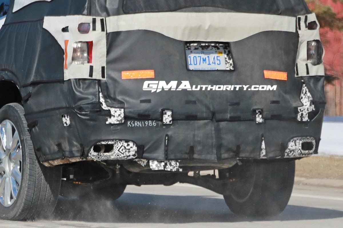 2024 Chevy Tahoe High Country Spied Testing Again   2024 Chevrolet Tahoe High Country Refresh Prototype Spy Shots March 2023 Exterior 012 1200x800 