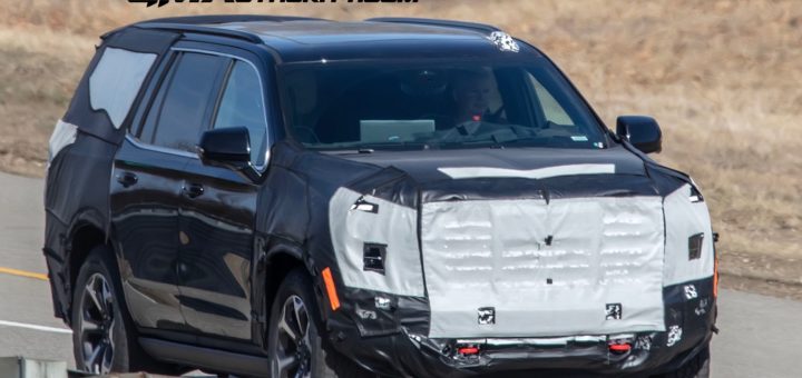 GM Authority on X: 2024 GMC Yukon Refresh Spied For The Very First Time    / X