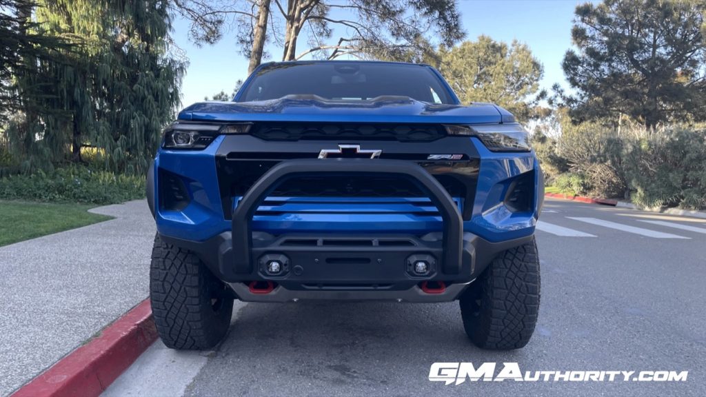 Walk Around The 2023 Chevy Colorado ZR2 Desert Boss: Video