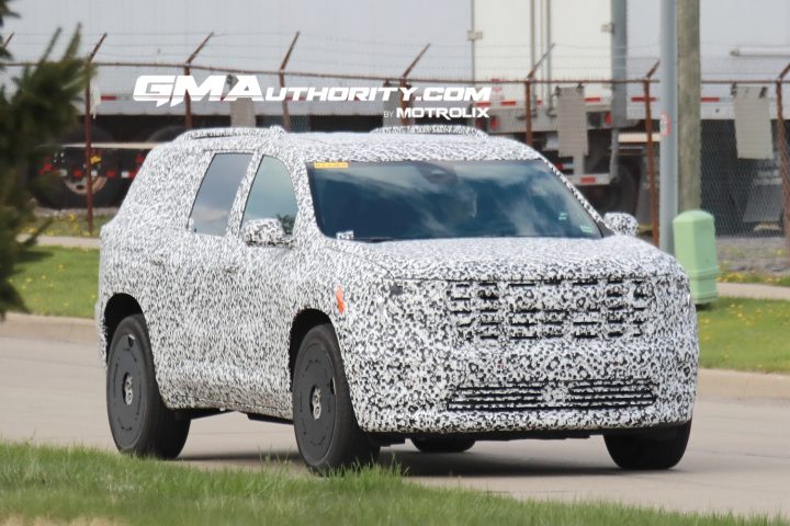 2024 GMC Acadia AT4 hot-swaps for turbo-4, comely new look