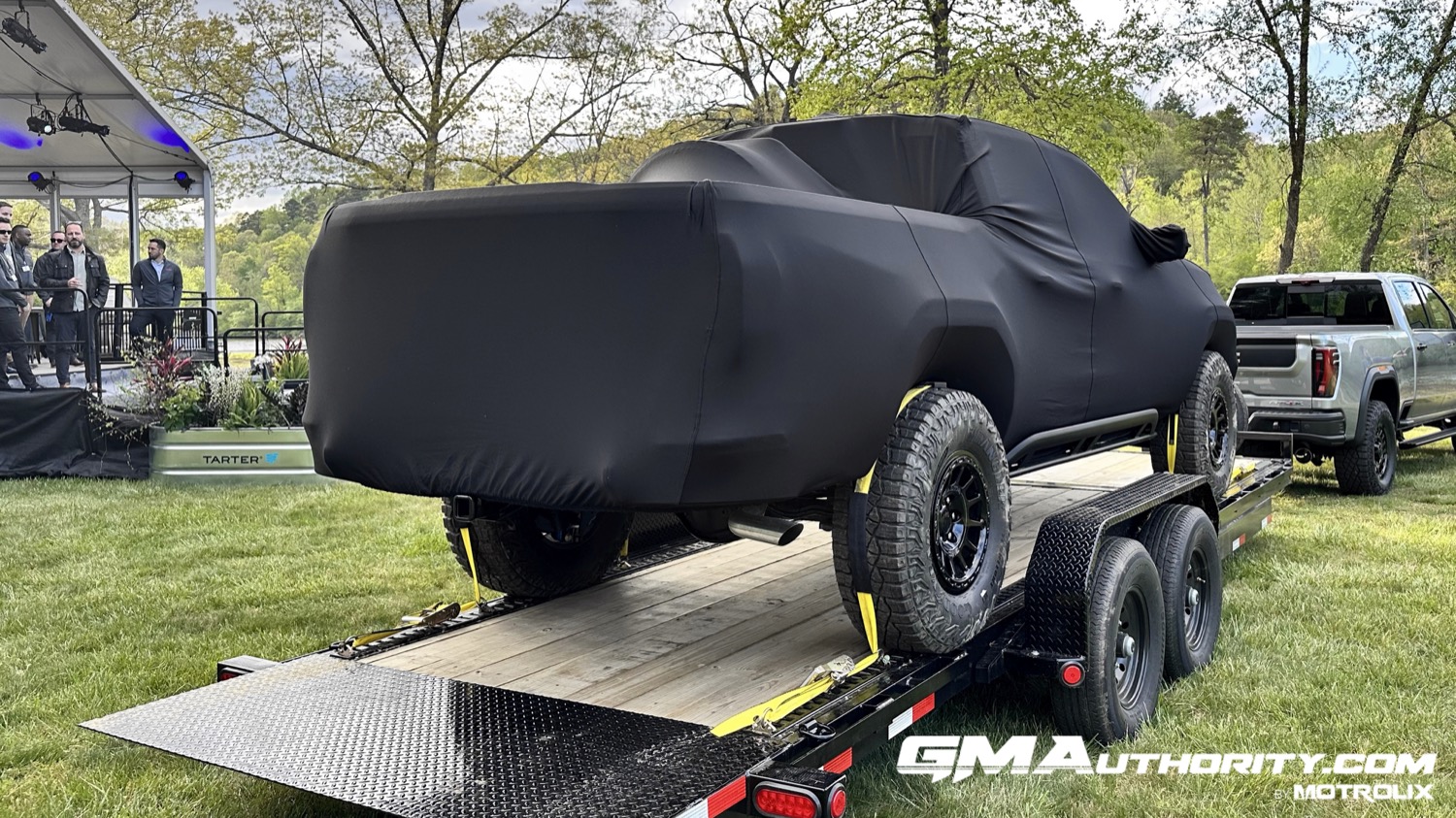 2024 GMC Canyon AT4X AEV Edition To Debut On July 6th Video