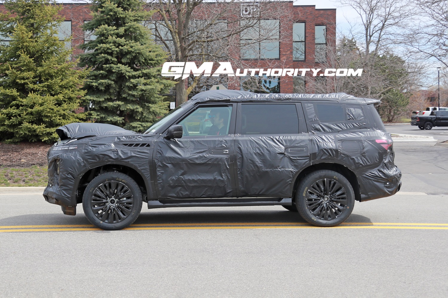 Escalade Rival Next Gen Infiniti Qx Spied Photos