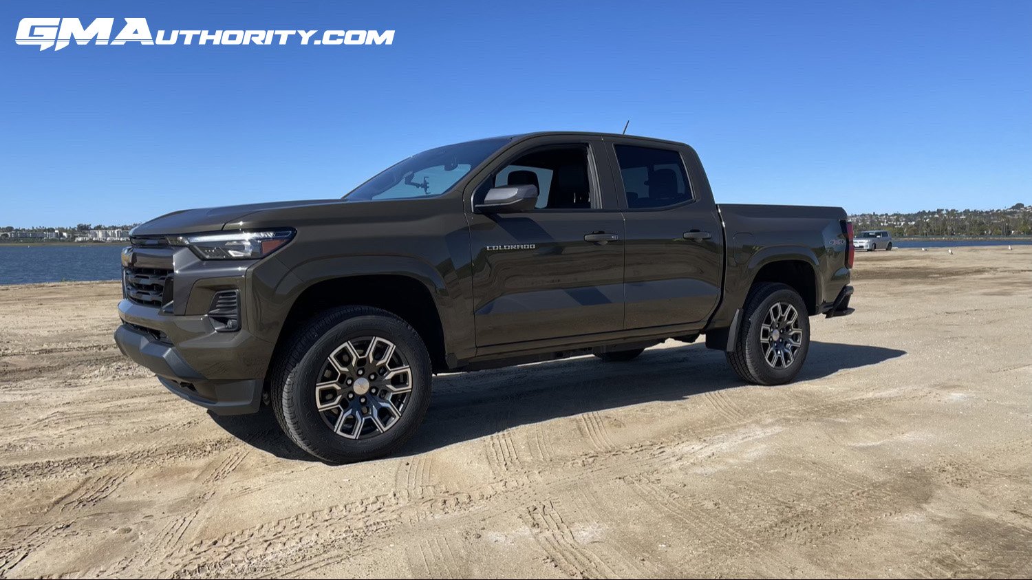 Chevy Colorado LT In Harvest Bronze Metallic: Live Photos