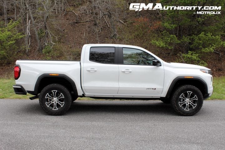 In September 2024, low-interest financing and a national lease remain available on the 2024 GMC Canyon. Shown here is the GMC Canyon AT4.