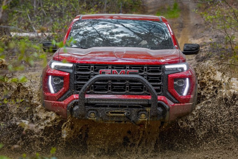 2024 GMC Canyon AT4X Has A 6-Month Ownership Requirement