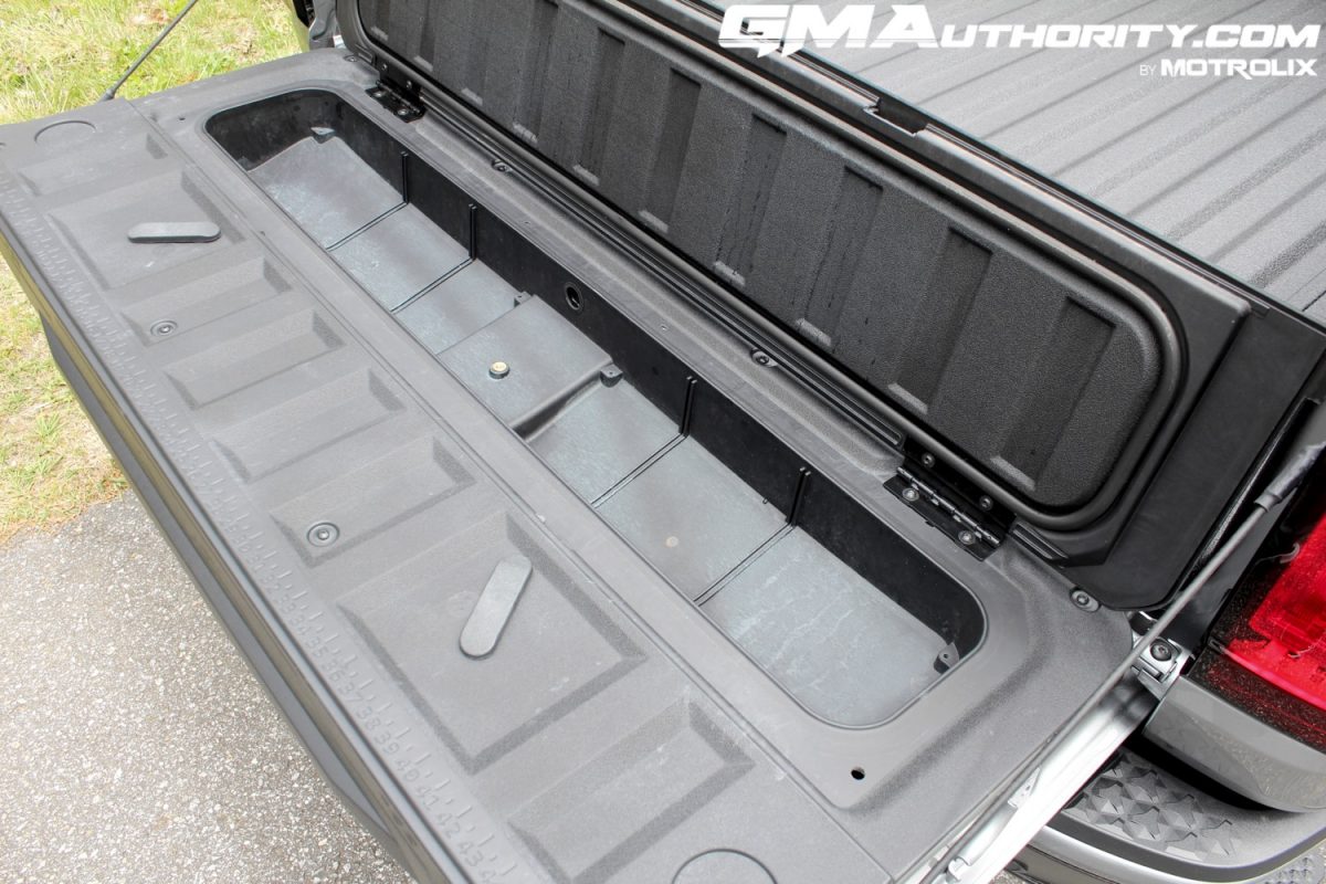 GMC MultiStow Tailgate Storage Info