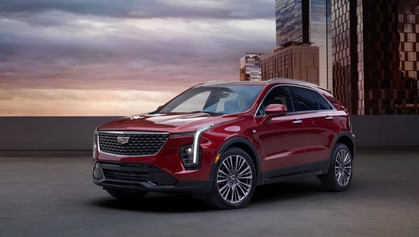 2024 Cadillac XT4 - Press Photos - Exterior 014 - side front three quarters