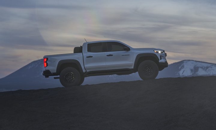 Side view of the 2024 Chevy Colorado. 