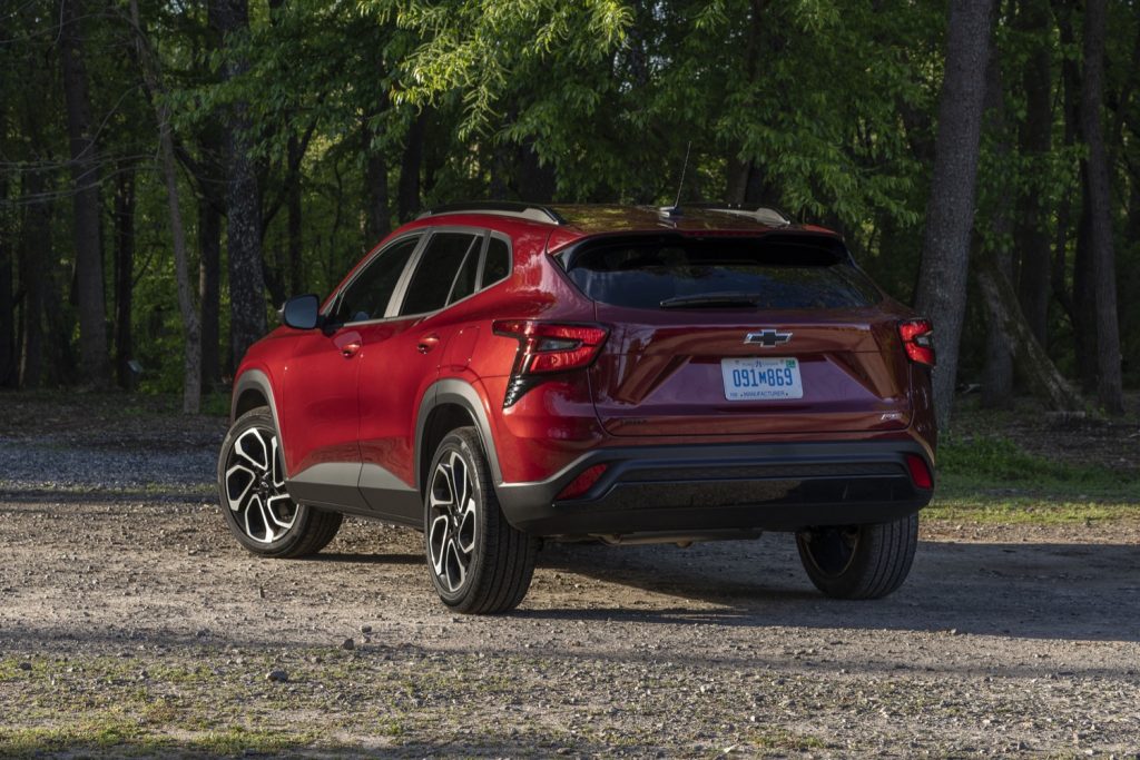 Rear three quarters view of the 2024 Chevy Trax.