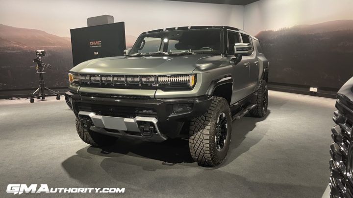 2024 GMC Hummer EV SUV - Extreme Offroad Package