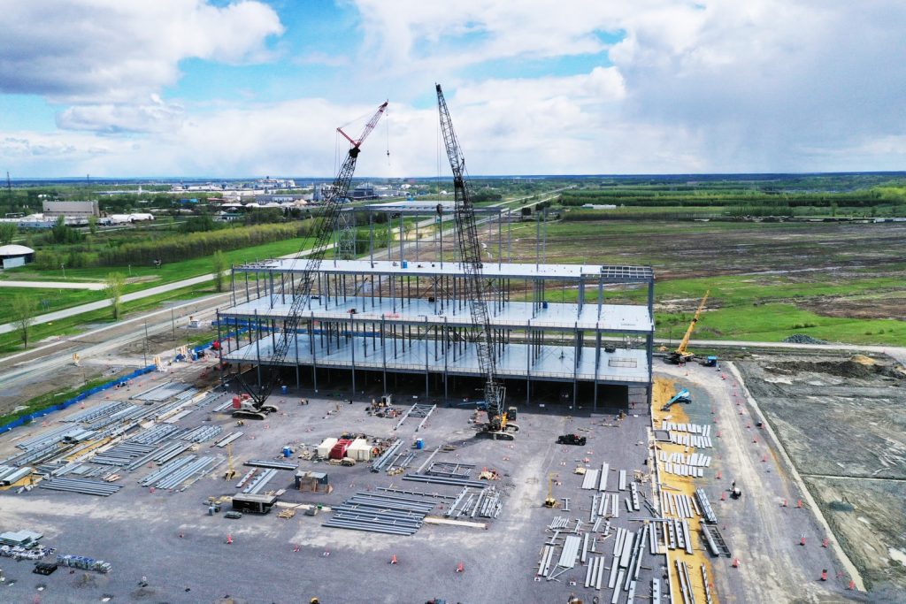 New GM battery plant in Quebec under construction.
