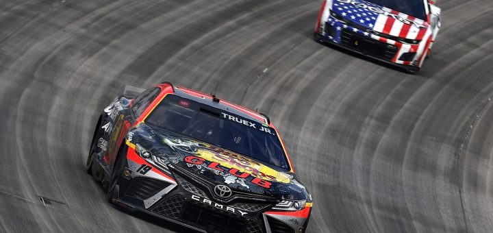 No. 1 NASCAR Chevy Comes Up Short At Dover May 2023: Video