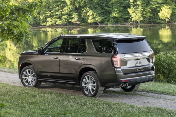 A national lease remains available on the 2023 and 2024 Chevy Tahoe, shown in the range-topping High Country trim.