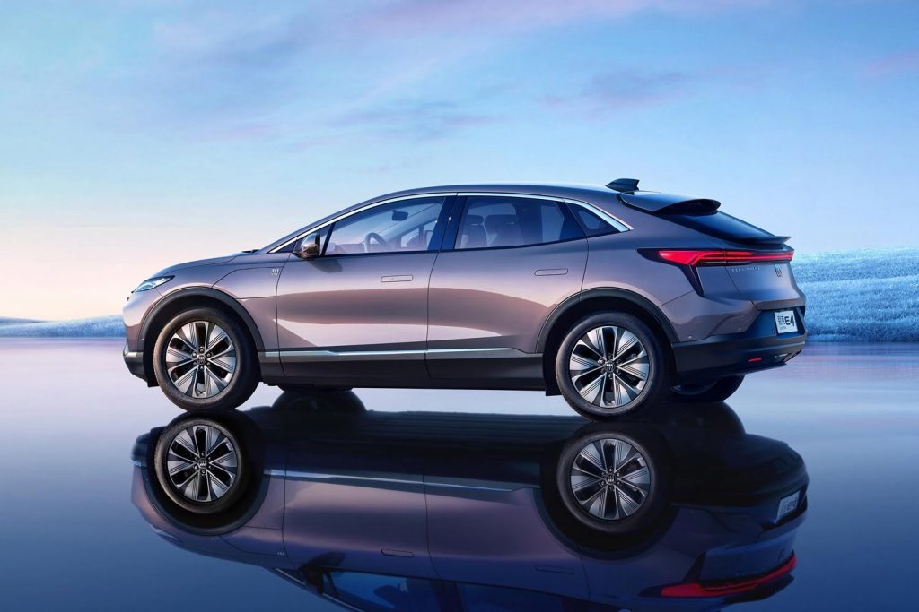 Side profile of 2024 Buick Electra E4.