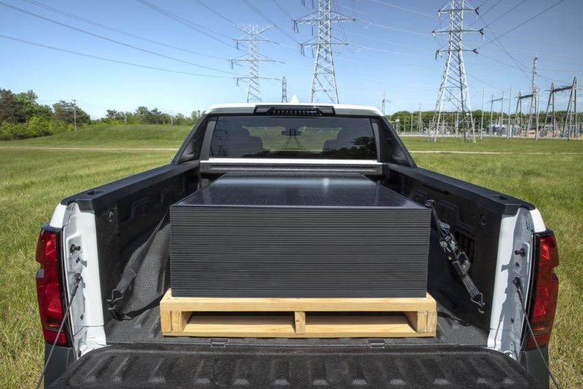 Canadian GM Bedliner Supplier To Build Near GM Orion Plant   2024 Chevrolet Silverado EV WT Press Photos Exterior 022 Bed 850x567 