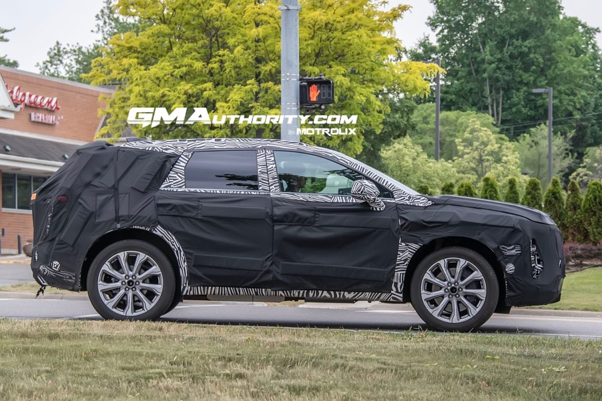 NextGen 2025 Cadillac XT5 Spied Testing Again