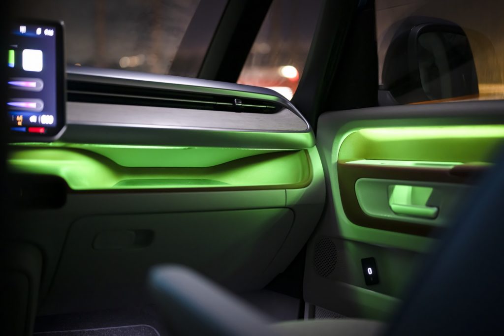 2025 Volkswagen ID. Buzz Press Photos Interior 008 dash accent lighting GM Authority