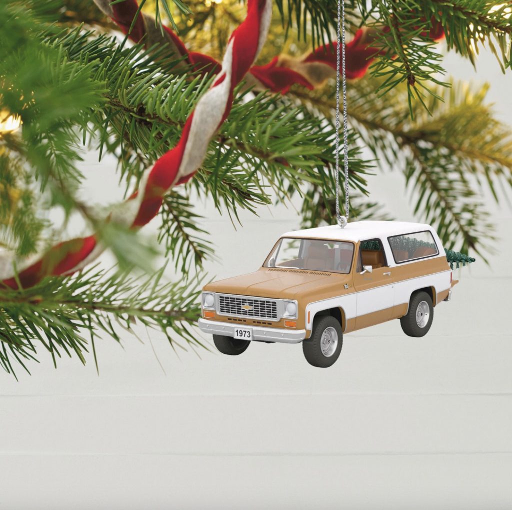 Photo of 1973 Chevy Blazer ornament.
