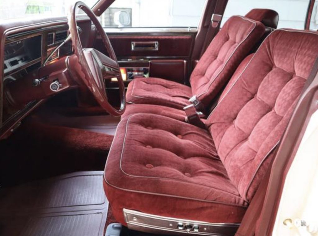 Photo of 1981 Oldsmobile 98 Regency interior.