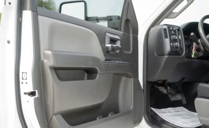 Chevy silverado deals doors for sale