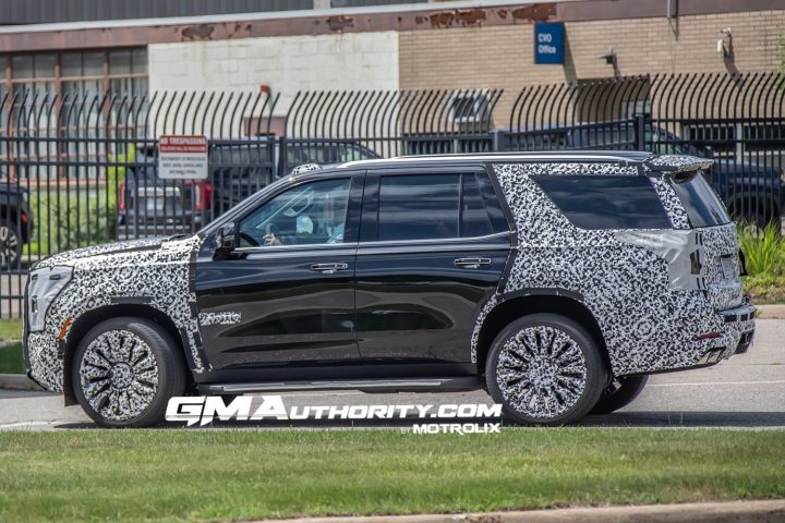 2024 Chevy Tahoe High Country Spied Testing Once Again