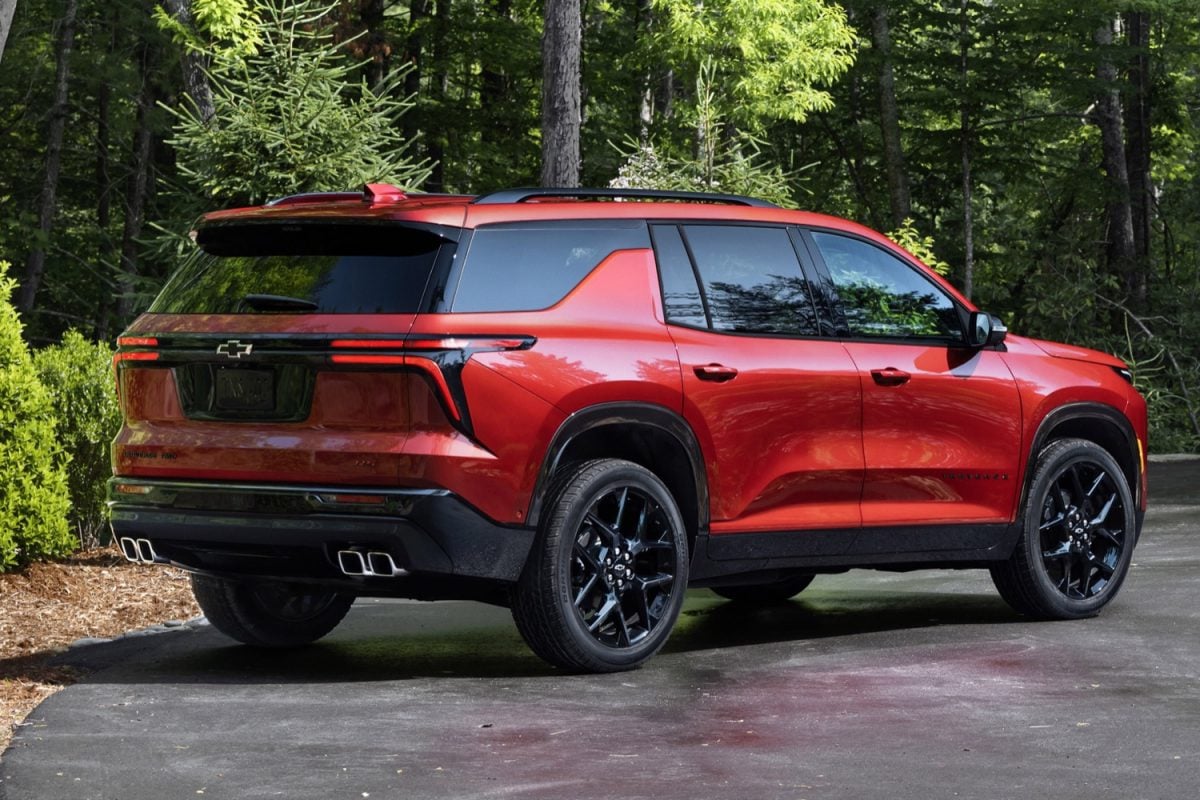 Here Are All The 2025 Chevy Traverse Interior Colors