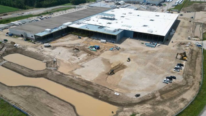 GM CAMI Assembly Plant, possible future production site for Hyundai vans.