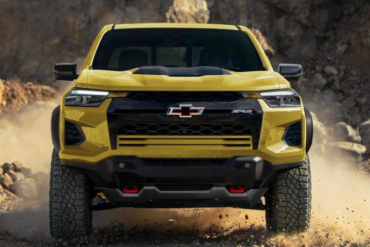 The front end of the all-new 2023 Chevy Colorado.