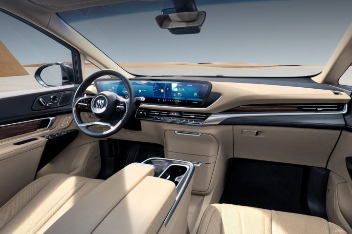 2024 Buick GL8 dash.