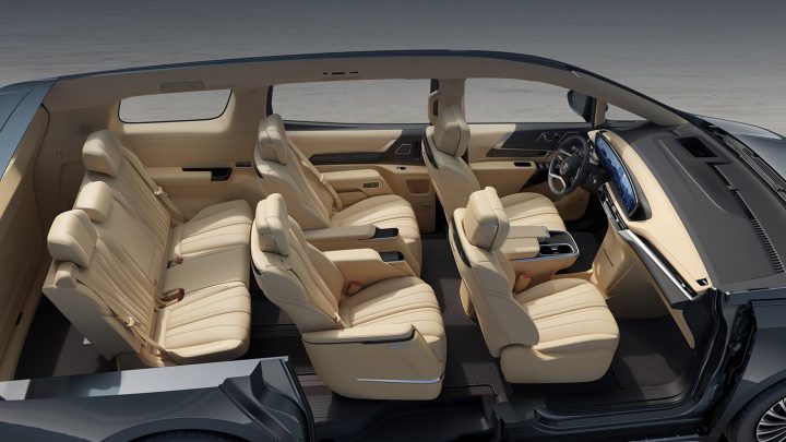 2024 Buick GL8 interior.
