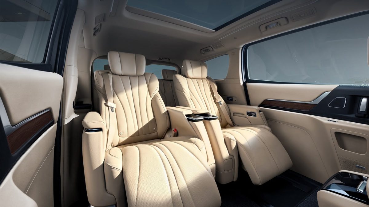 Buick GL8 Gets Seats That Cadillac Escalade IQ Should Have