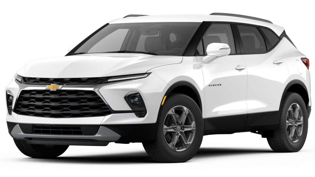 Front three quarters view of the 2024 Chevy Blazer.