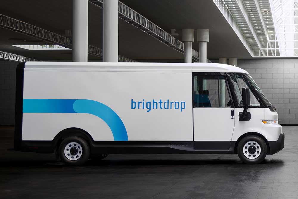 Side view of the BrightDrop Zevo 600. 