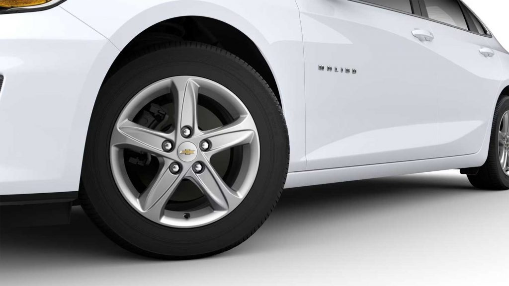Wheel detail of the 2024 Chevy Malibu.